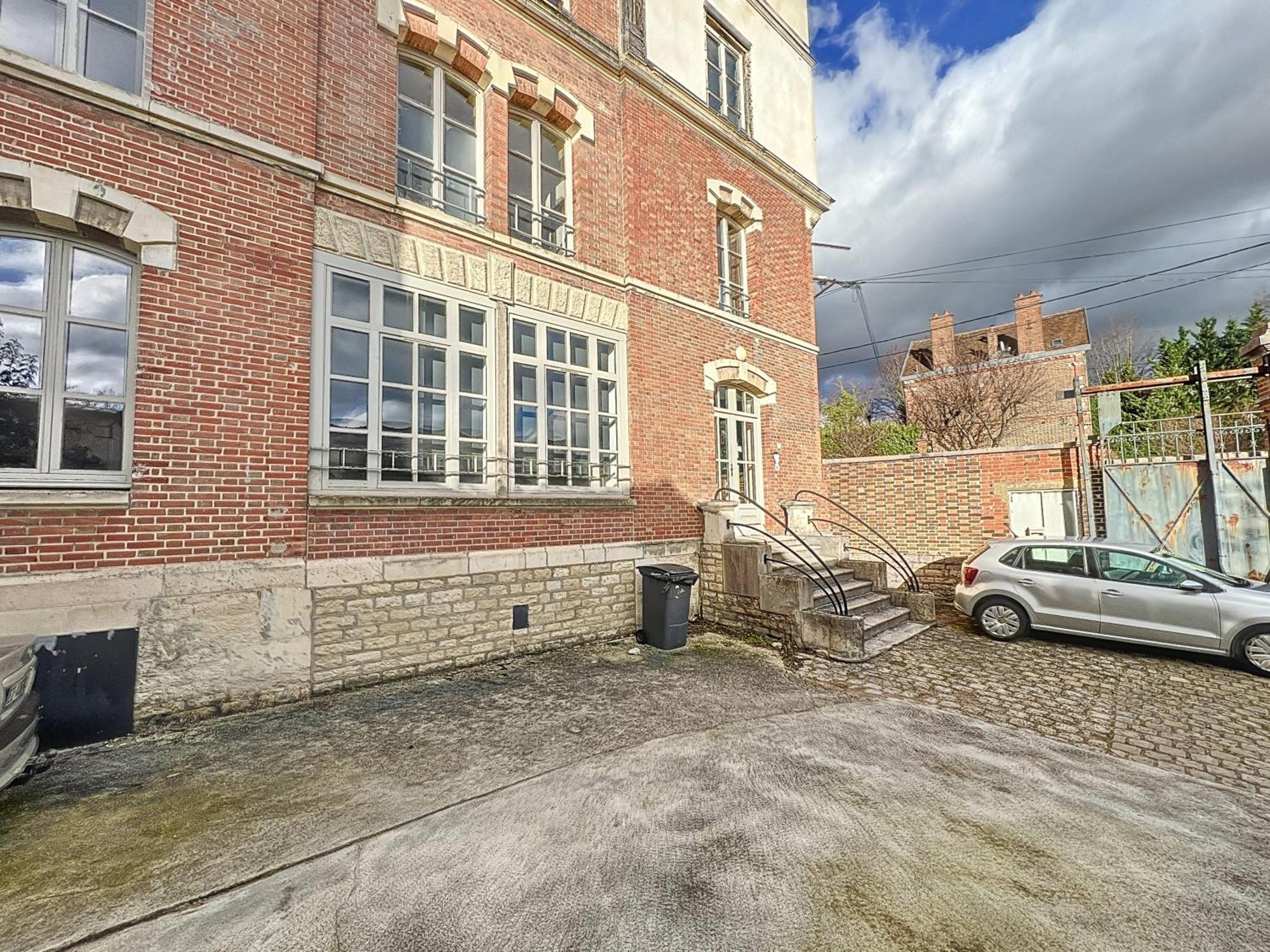 Le Patio'Nnement, Troyes, Centre Apartment Екстериор снимка